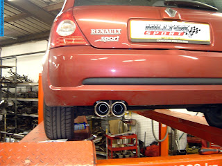 Renault clio car 2012 exhaust - صور شكمان سيارة رينو كليو 2012 Renault clio car 2012 exhaust - صور شكمان سيارة رينو كليو 2012