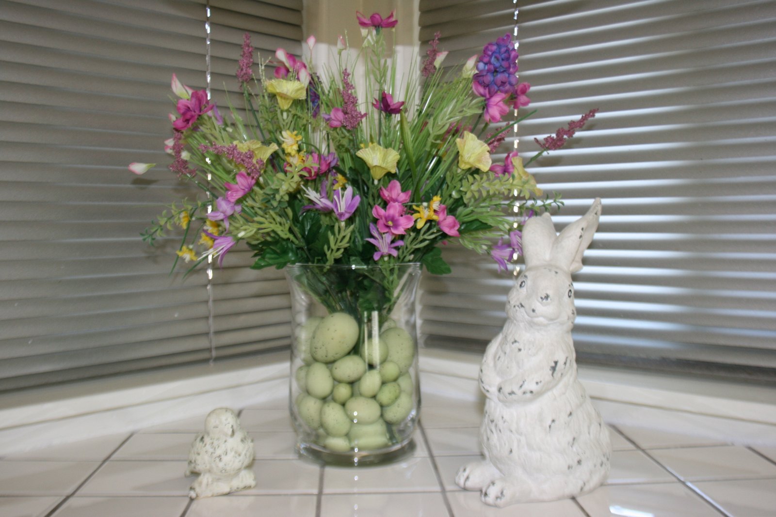 Definitely Debi Easter Decor 2013