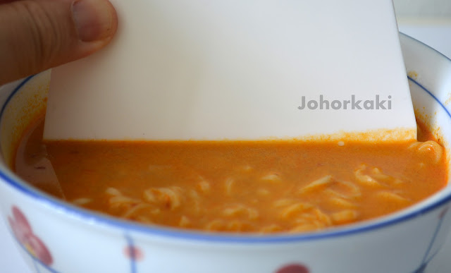 Maggi Laksa Instant Noodles Maggi-Laksa-Instant-Noodles