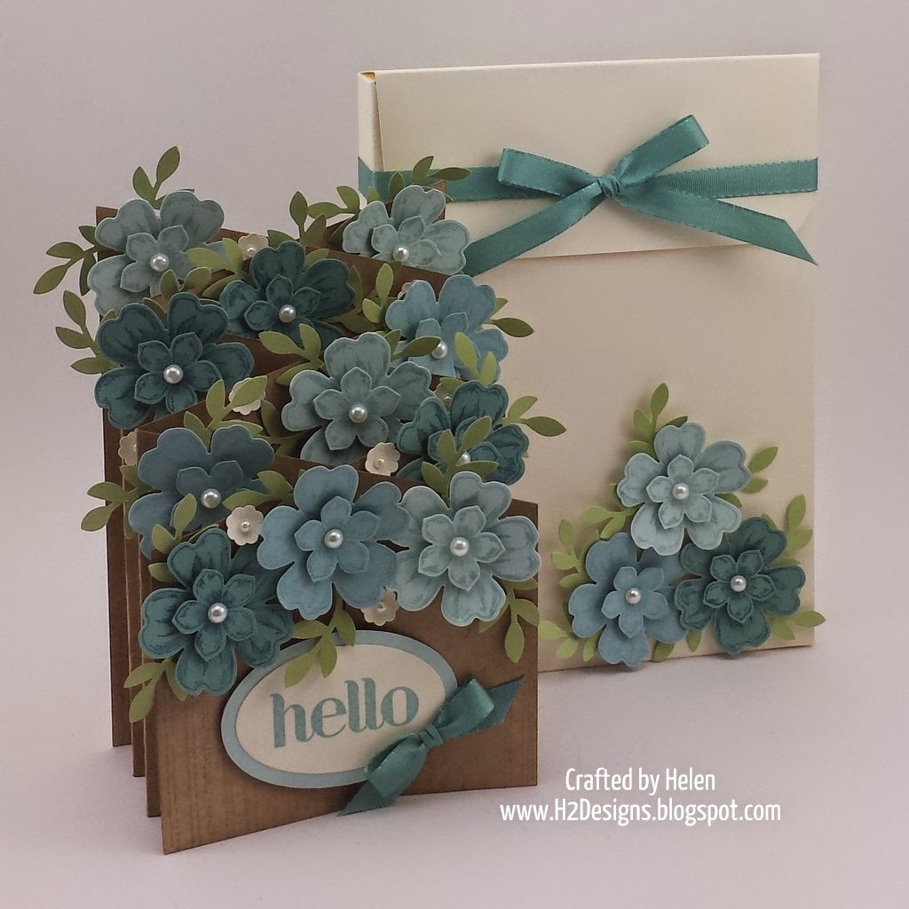 H2 Designs FLORAL CASCADE CARDS