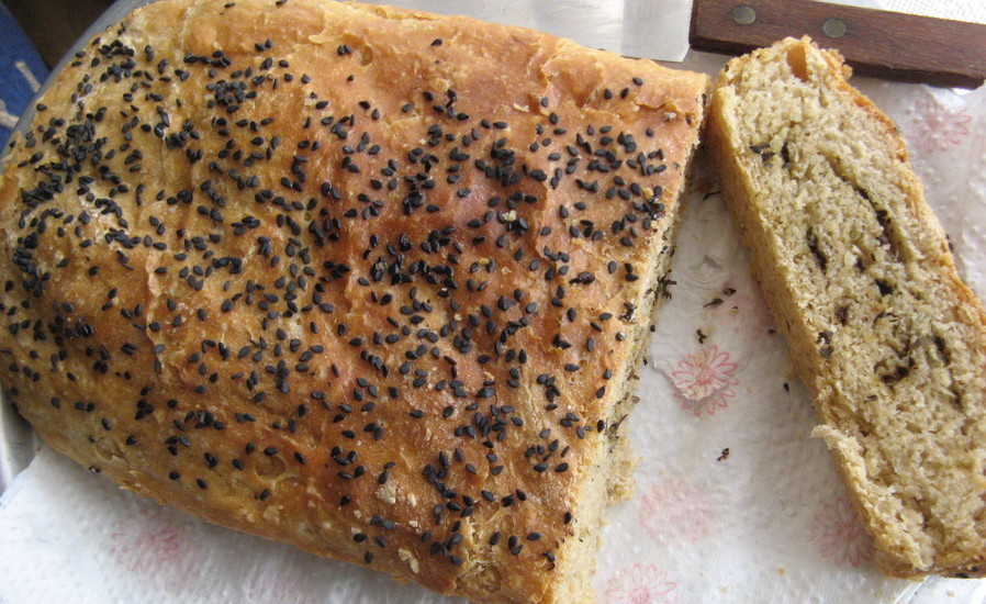 EGGLESS GARLIC BREAD