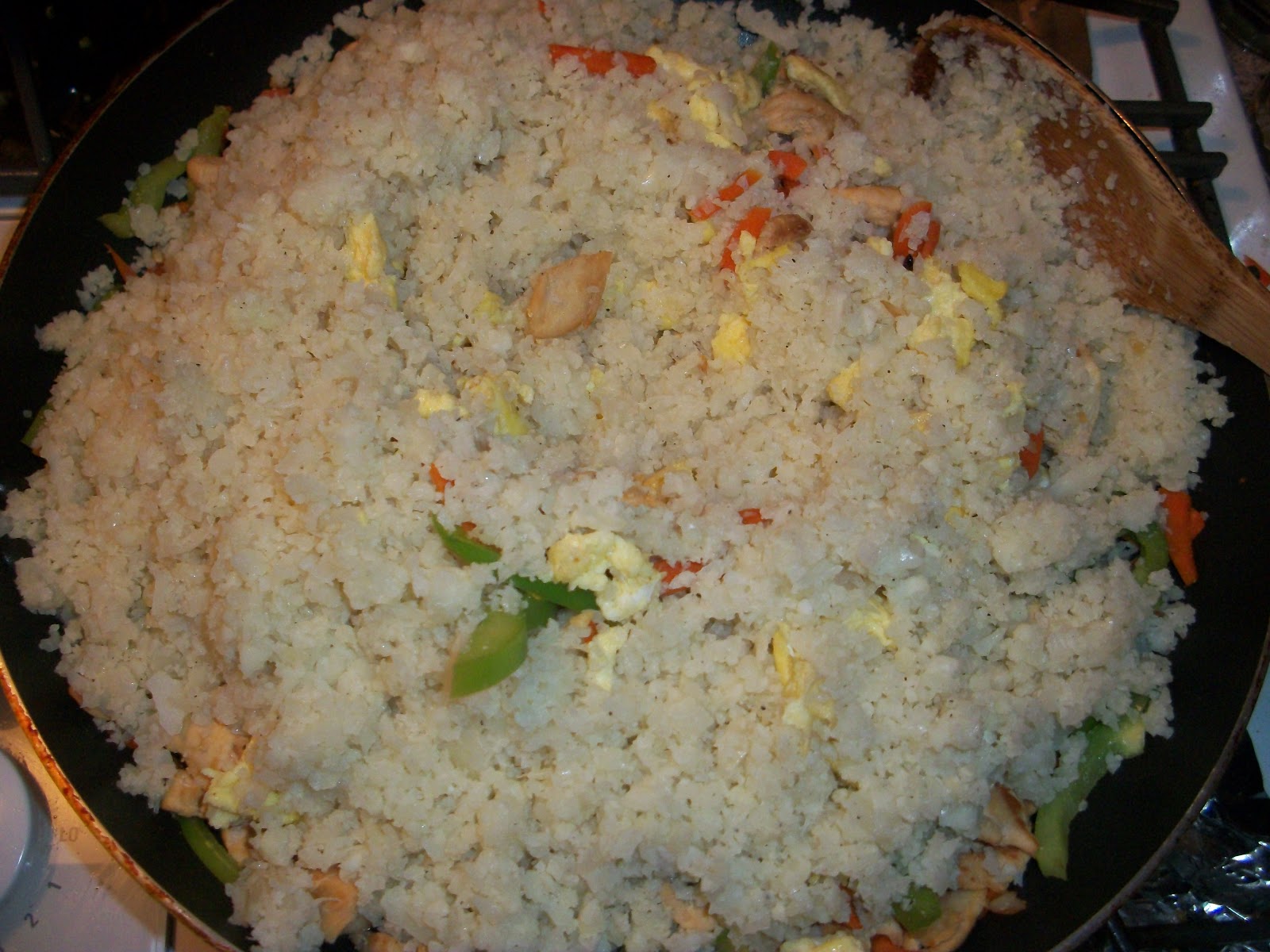 Cooking with love ! Orez prajit asiatic cu pui si "orez" din conopida