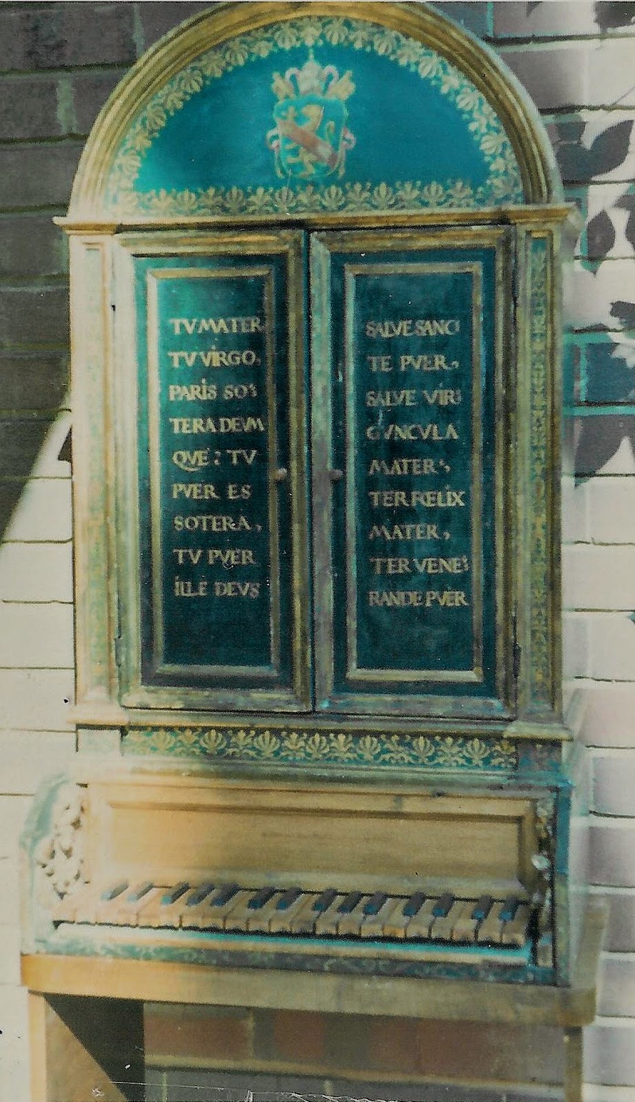 The Hans Adler Collection of Early Instruments Clavicytherium or