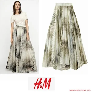  Princess Victoria : H&M Dress, BY MALENE BIRGER Clutch Bag