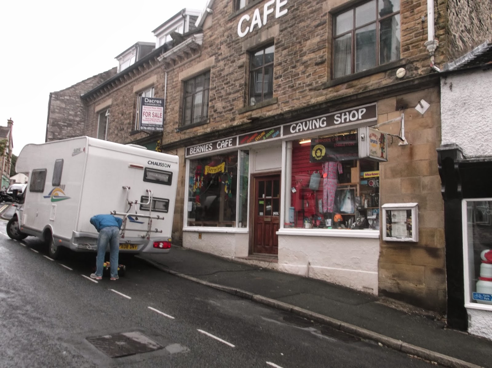 North West Images Ingleton Pubs & Shops
