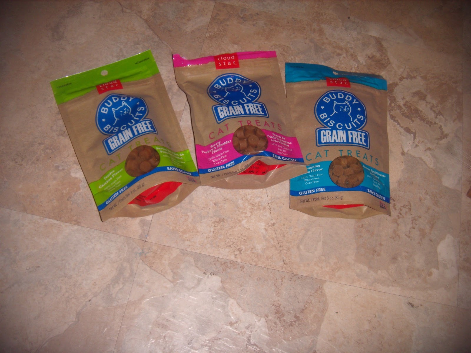 Mommie of 2 Buddy Biscuits Cat Treats Review and Giveaway 6/25 CLOSED
