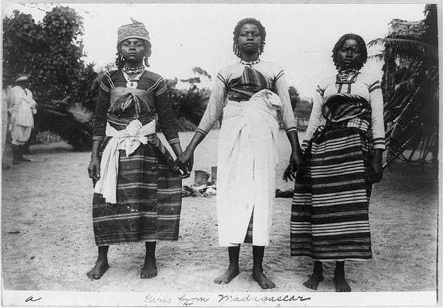 Of the Pretty Stranger who Killed the King African Folktale Of the Pretty Stranger who Killed the King African Folktale