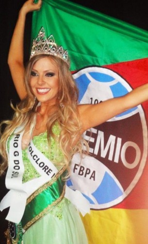 Miss Brazil Latina 2012 Julia Guerra