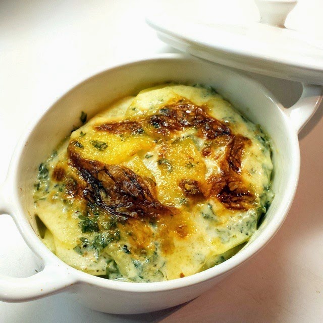 Dragon's Kitchen Scalloped Potato with Thyme & Parsley