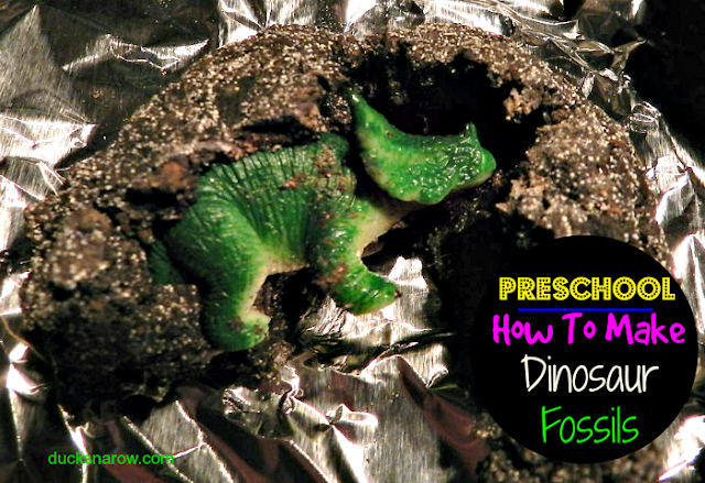 D is for Dinosaur Preschool Lesson - Dinosaur Eggs - Fossils #dinosaur how to make dinosaur eggs for preschool D is for Dinosaur lesson