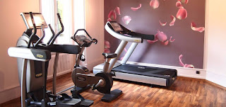 Faire du sport chez soi sans matériel c'est possible ! Faire du sport chez soi sans matériel c'est possible !