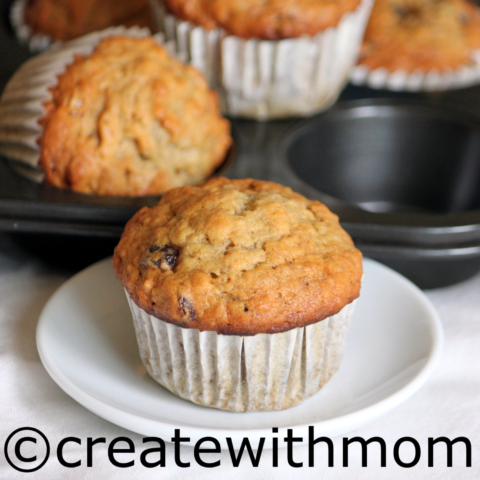 Create With Mom Banana cereal muffins