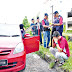 Berpelukan Dalam Kereta