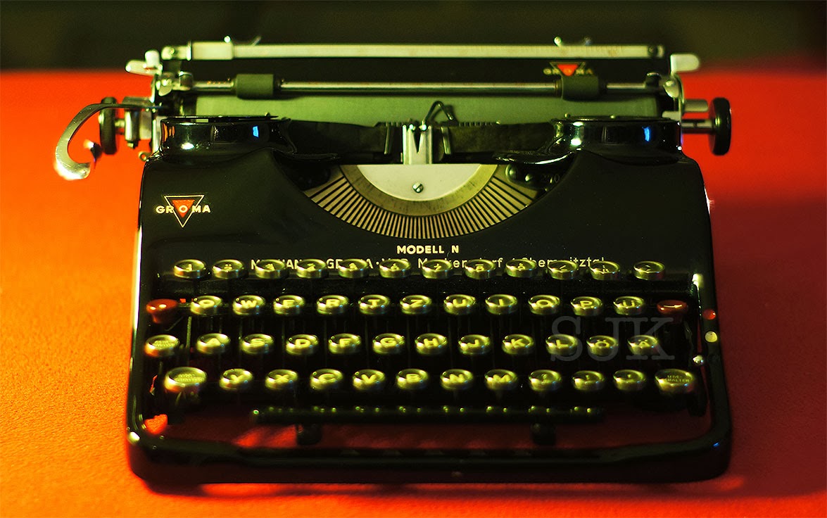 The Filthy Platen Beautiful typewriters The Groma Modell N