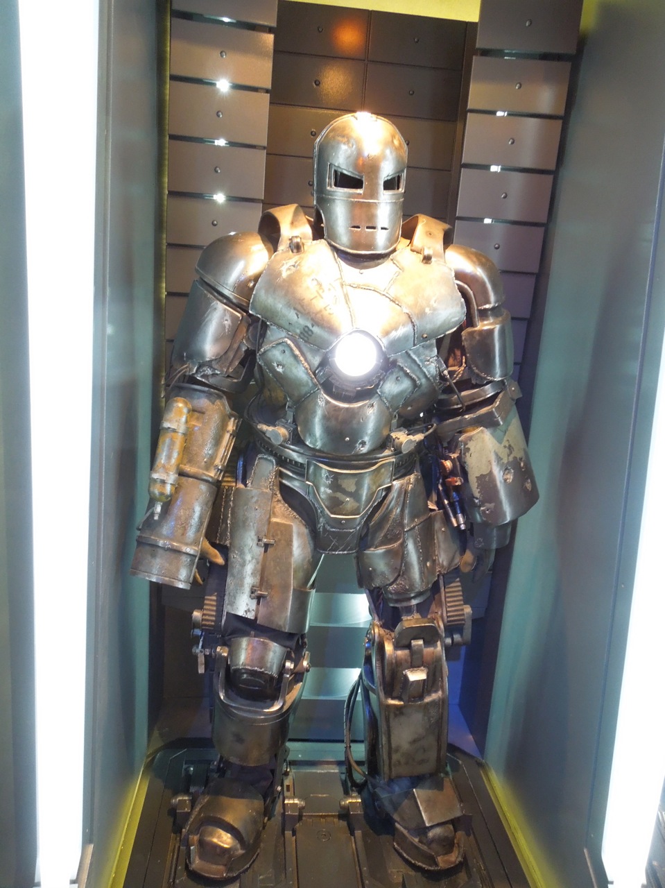 Hollywood Movie Costumes and Props Iron Man 3 Mark I suit on display