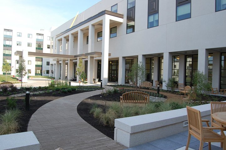 bethesda naval hospital