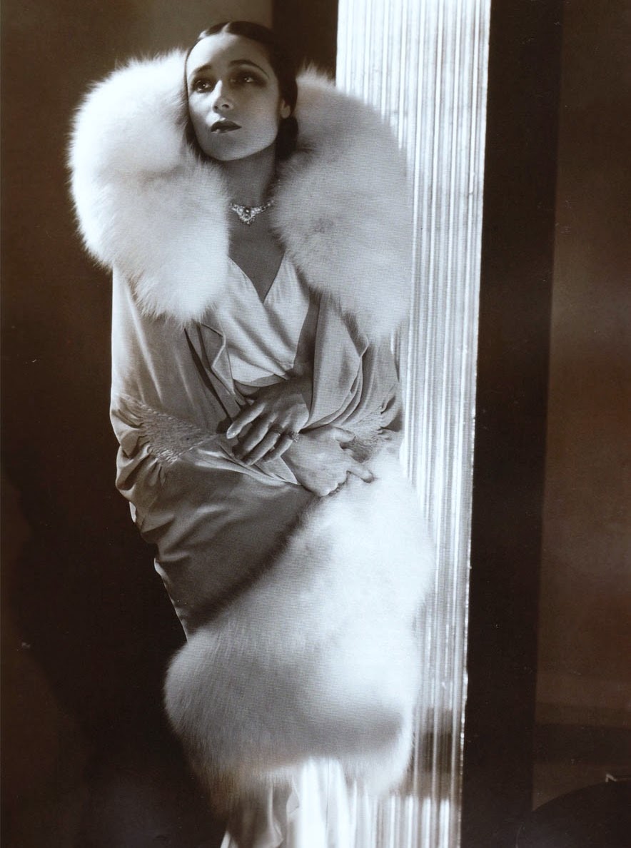 This is What Dolores del Rio Looked Like  in 1929 