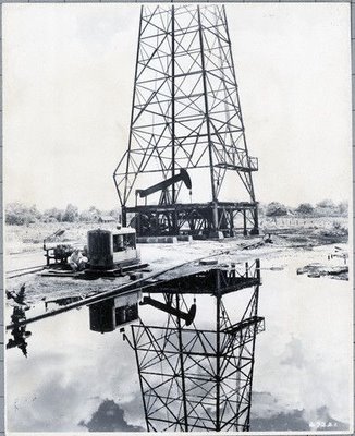 La Aventura Del Petroleo [1974]
