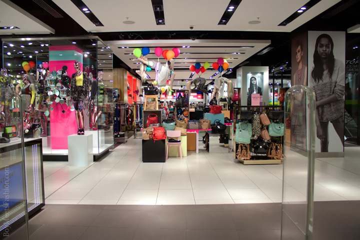 Brooks Fashion Store S Brooks Fashion Store S