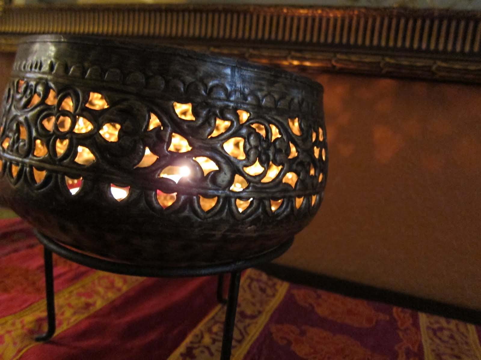 All things beautiful....: candlelight decor