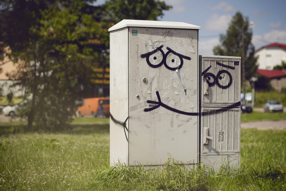 http://4.bp.blogspot.com/-jjP6JnIMKAg/UpobtrxwolI/AAAAAAAAkkI/ItmOLHG0xpo/s1600/Street-Art-in-Olsztyn-Poland.-By-Adam-%C5%81okuciejewski-1200.jpg