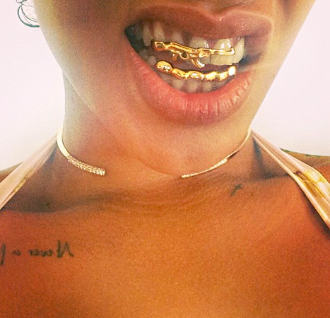 Beyonce vs. Rihanna -Who- Has- the -Better- Grill