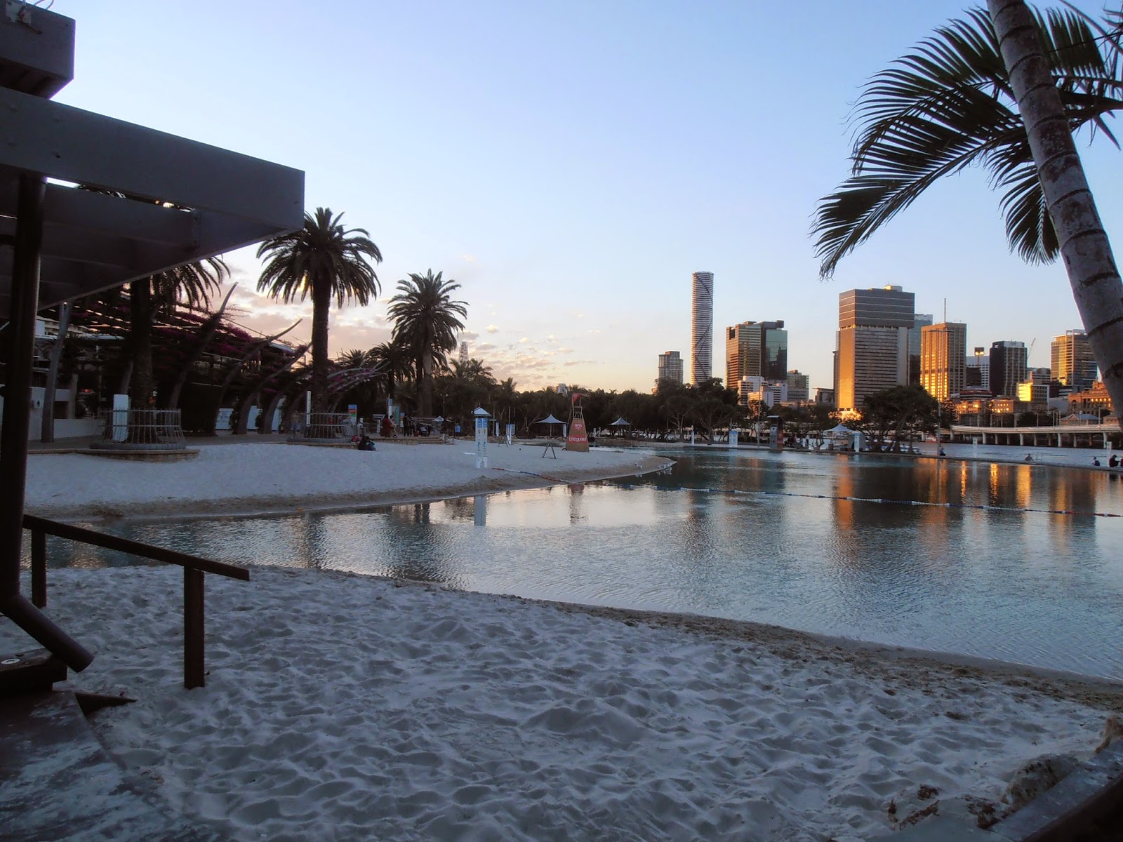 Australia II Descubriendo la playa artificial de Brisbane, en South