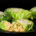 Paquetitos de col rellenos de patata y salmón ahumado