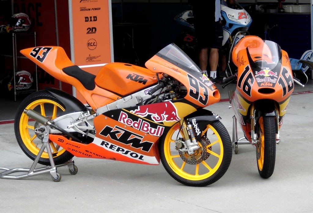 Motor Marc Marquez KTM RC 125cc Motor Marc Marquez KTM RC 125cc