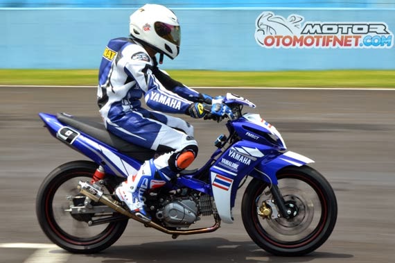 Modifikasi Yamaha Jupiter Z1 - Barsaxx Speed Concept