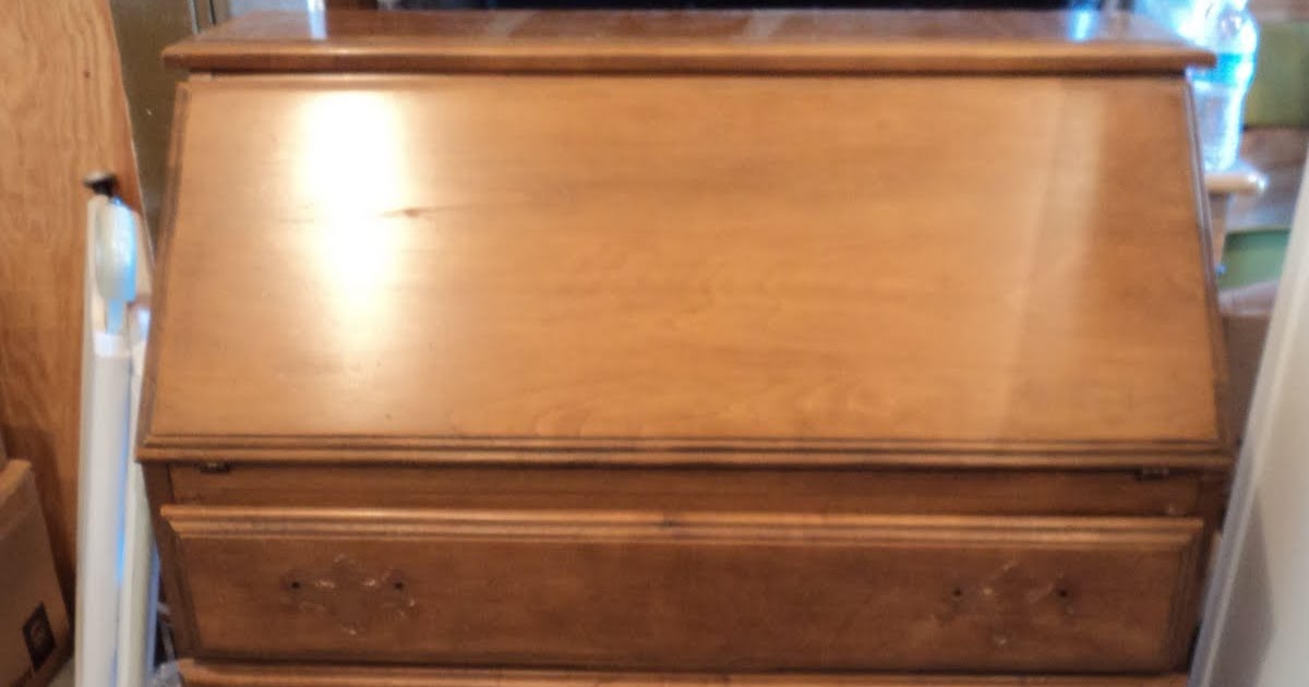 Richmond Thrifter Goodwill Desk Finished!