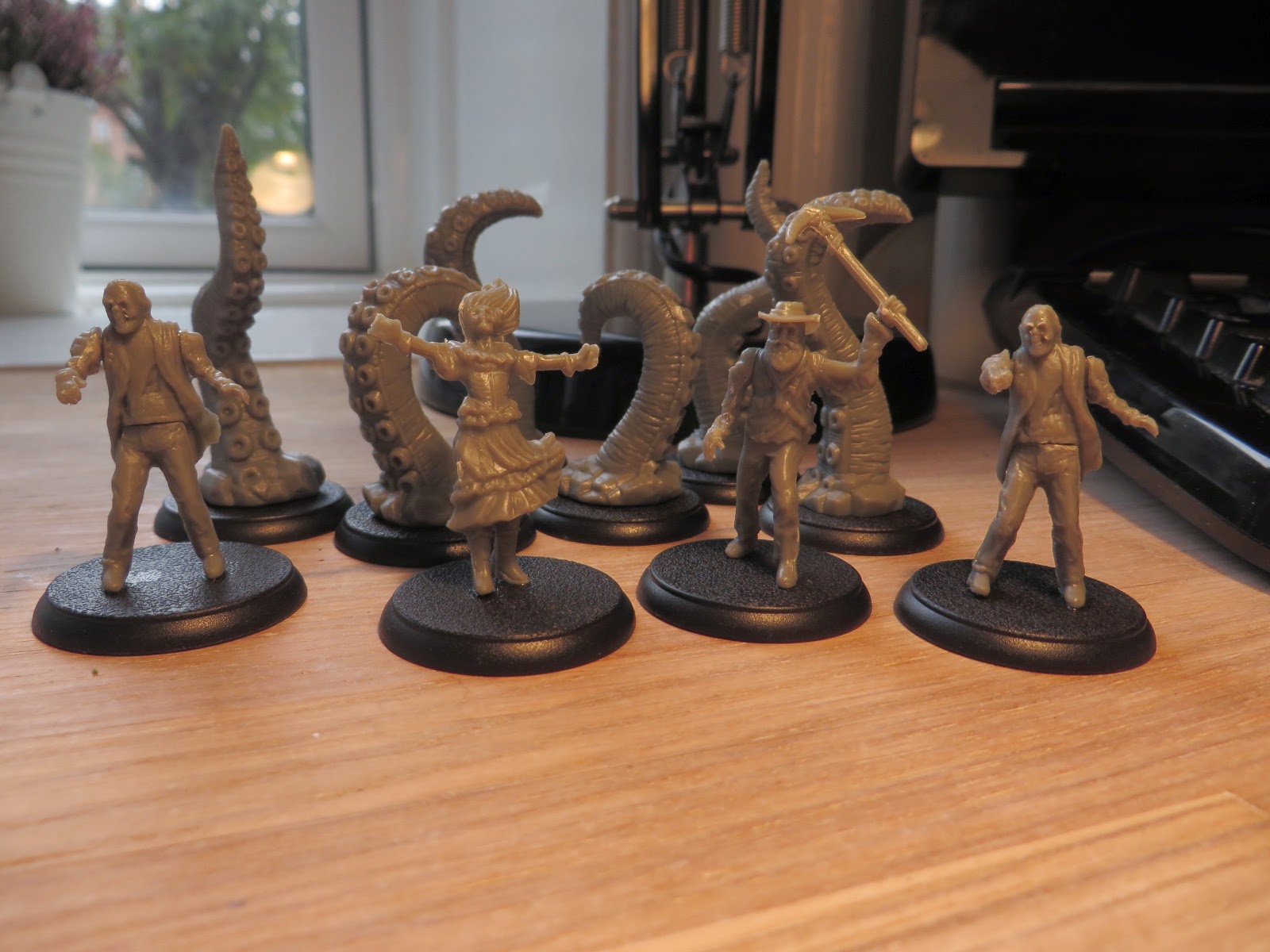 Shadows, Brimstone, Unboxing, Miniatures, characters, monsters, review