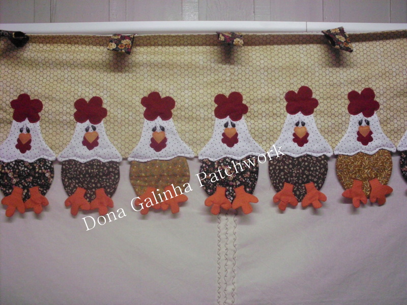 Dona Galinha Patchwork cortina galinhas Dona Galinha Patchwork cortina galinhas