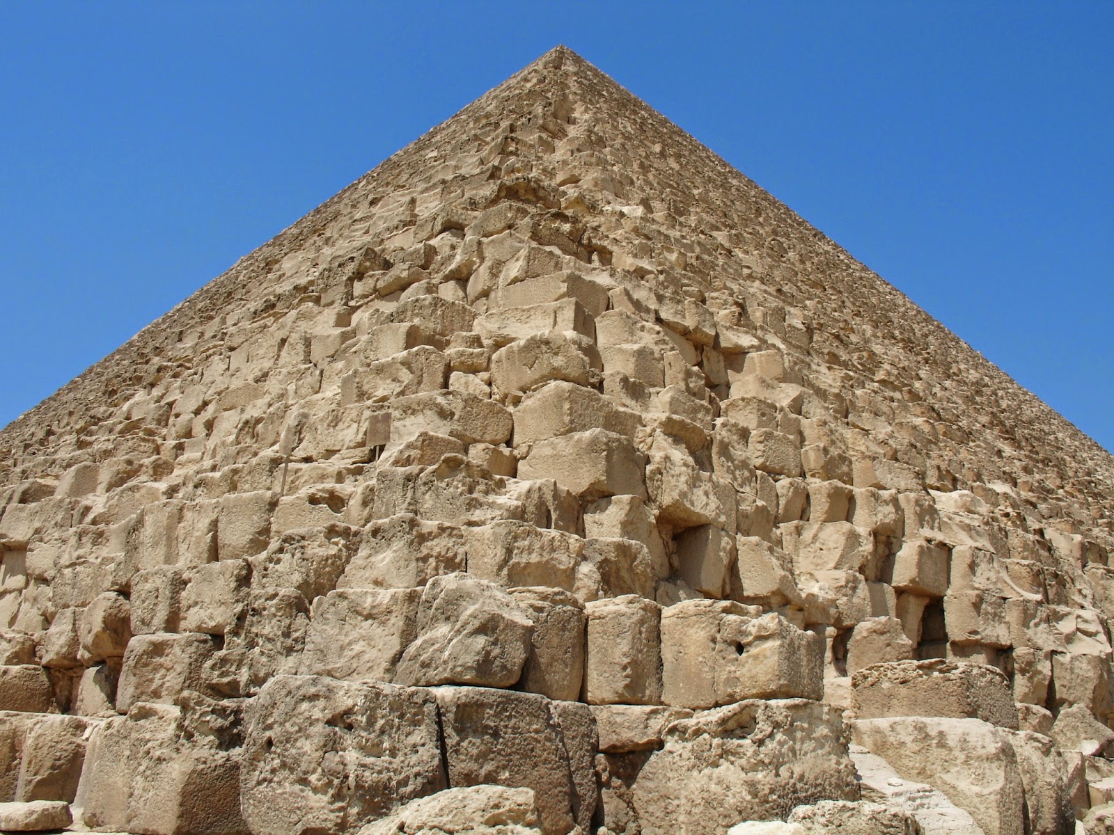 Egyptians moved pyramid stones over wet sand - The Archaeology News Network