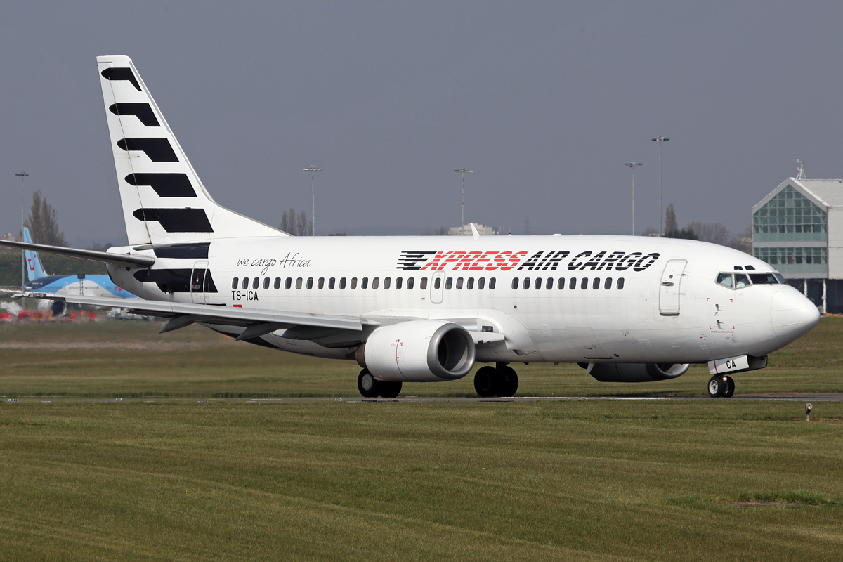 Boeing 733 Express Air Cargo