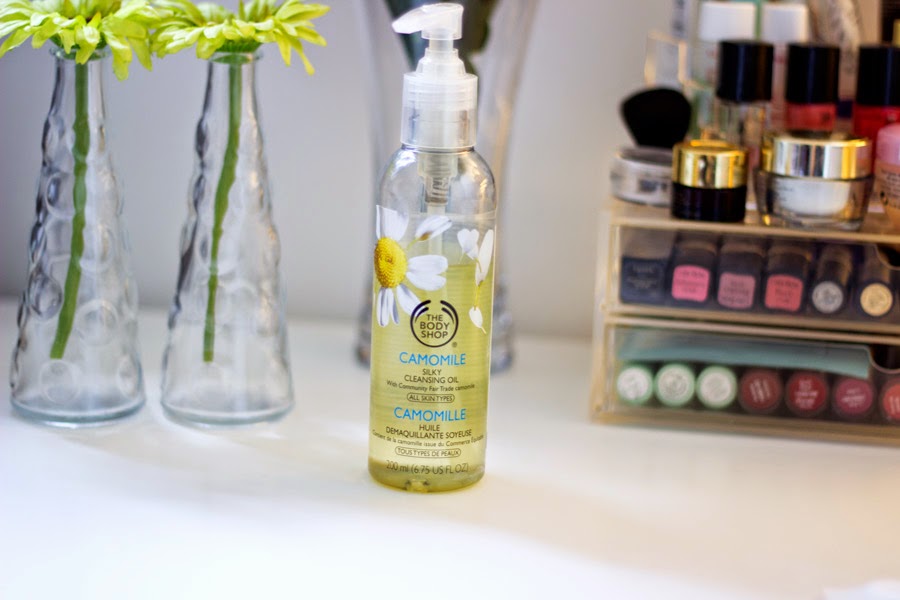 FashStyleLiv How to Wash your Makeup Brushes