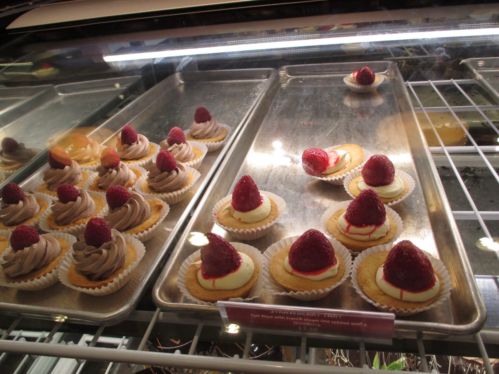 The Pastry Chef's Baking Bakery Review Carlo's Bakery, Las Vegas, NV