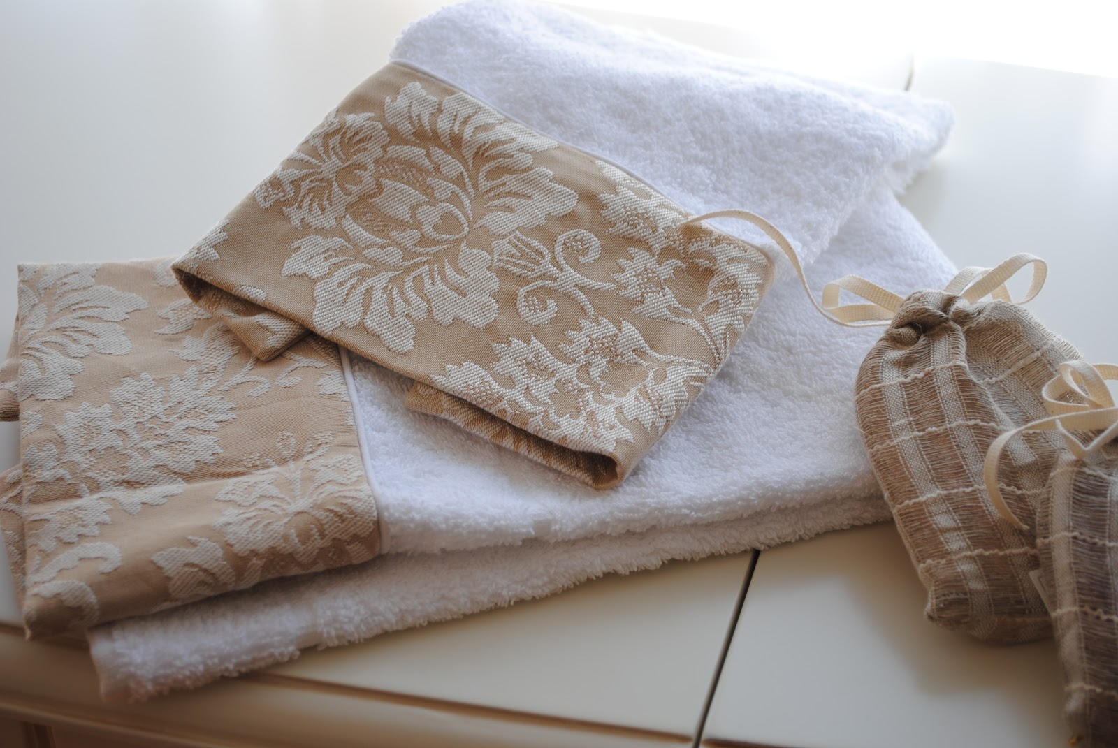 Paz Montealegre | Decoración: toallas-cortinas de baño-decoración de baños