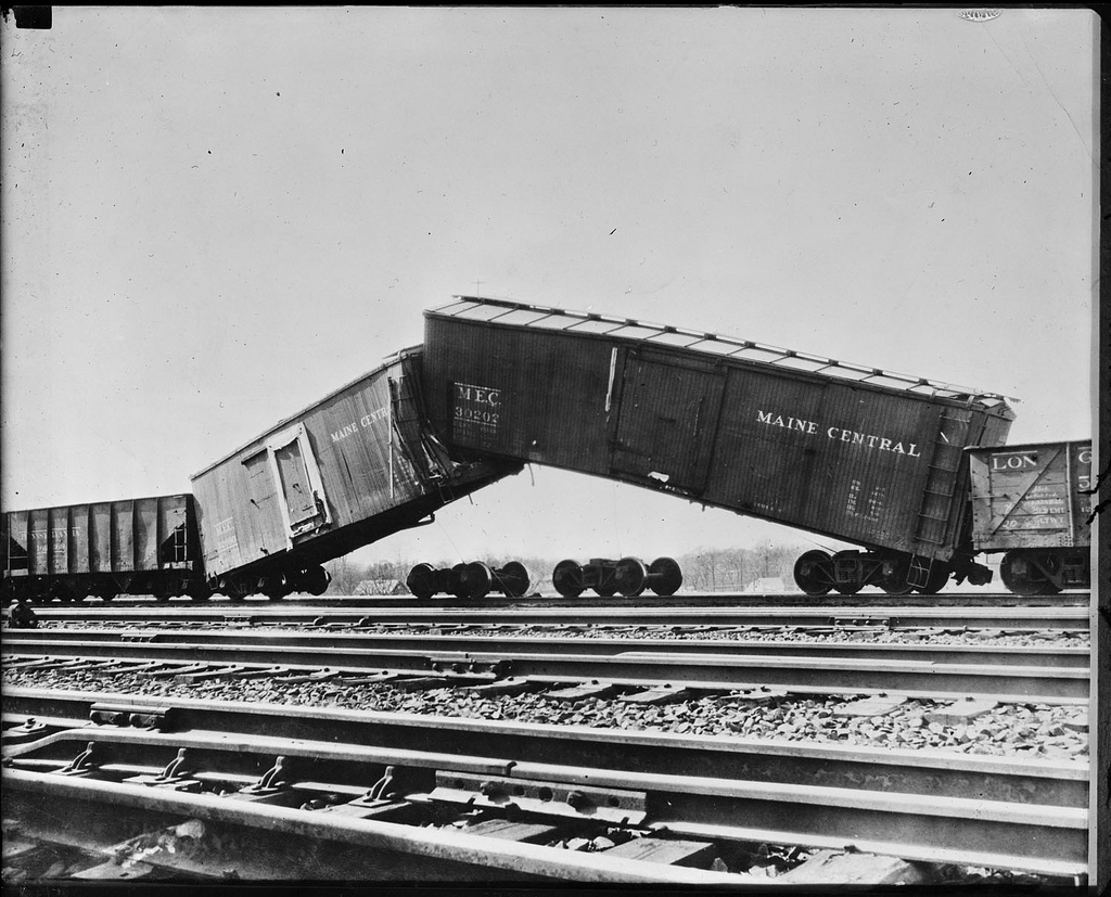 15 Vintage Photos of Terrible SteamTrain Accidents That's Hard to
