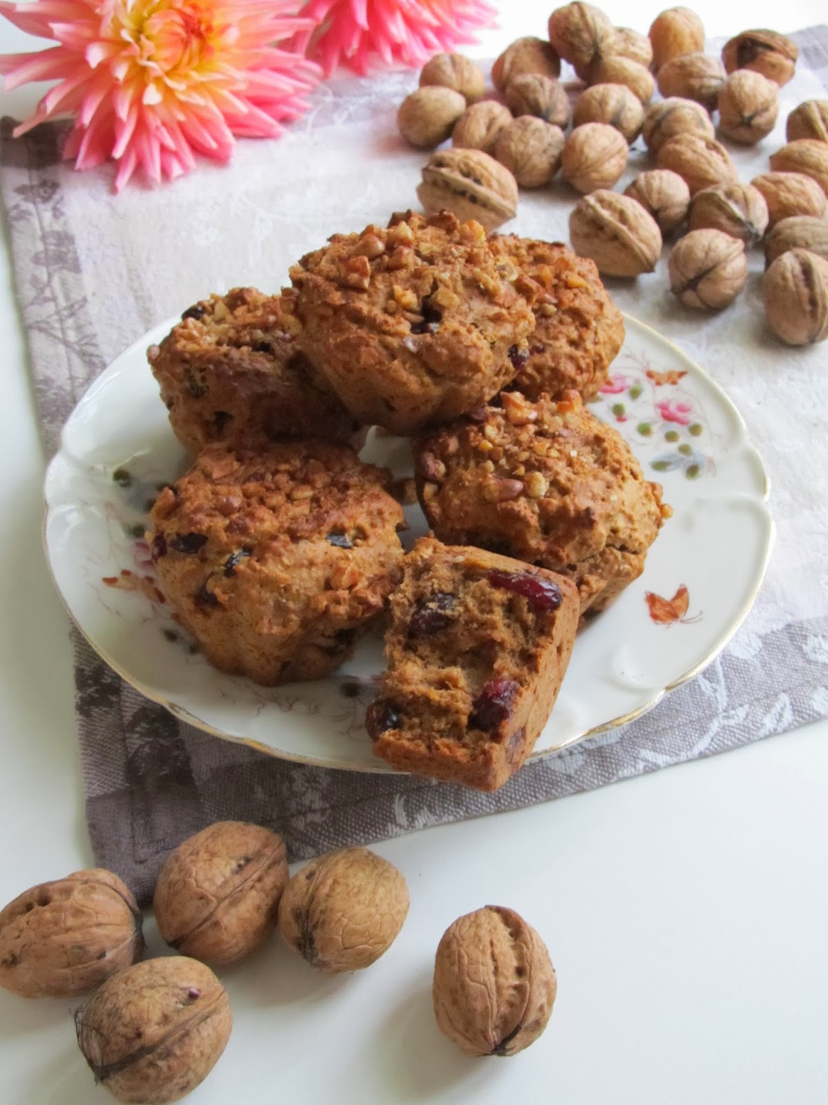 ILost in Austen CranberryOatmealWalnut Cake (THB)