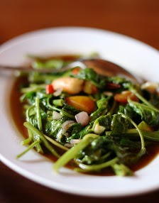 RESEP KANGKUNG TUMIS BAWANG MERAH RESEP KANGKUNG TUMIS BAWANG MERAH