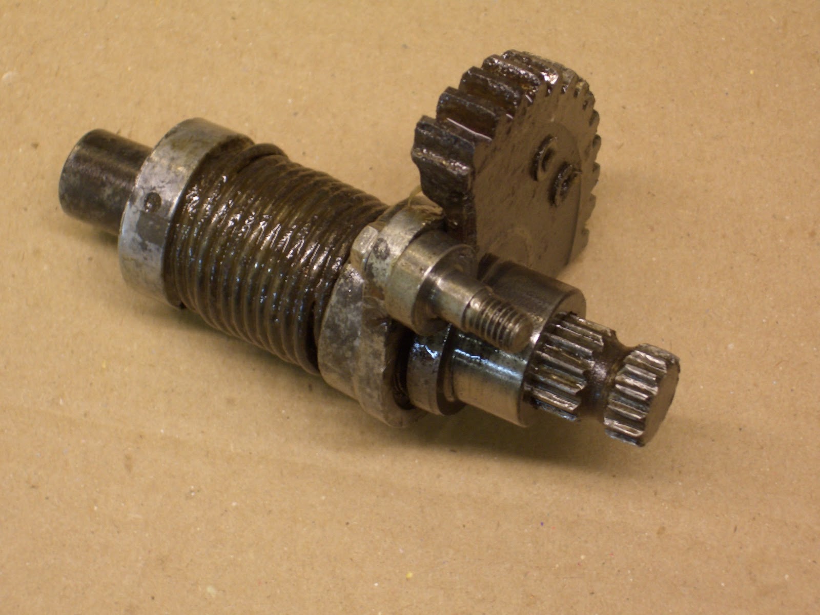 Lambretta LD150 rebuild REMOVING THE KICK START ASSEMBLY