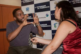 Lázaro Ramos - O Vendedor de Passados - Entrevista Lázaro Ramos - O Vendedor de Passados - Entrevista