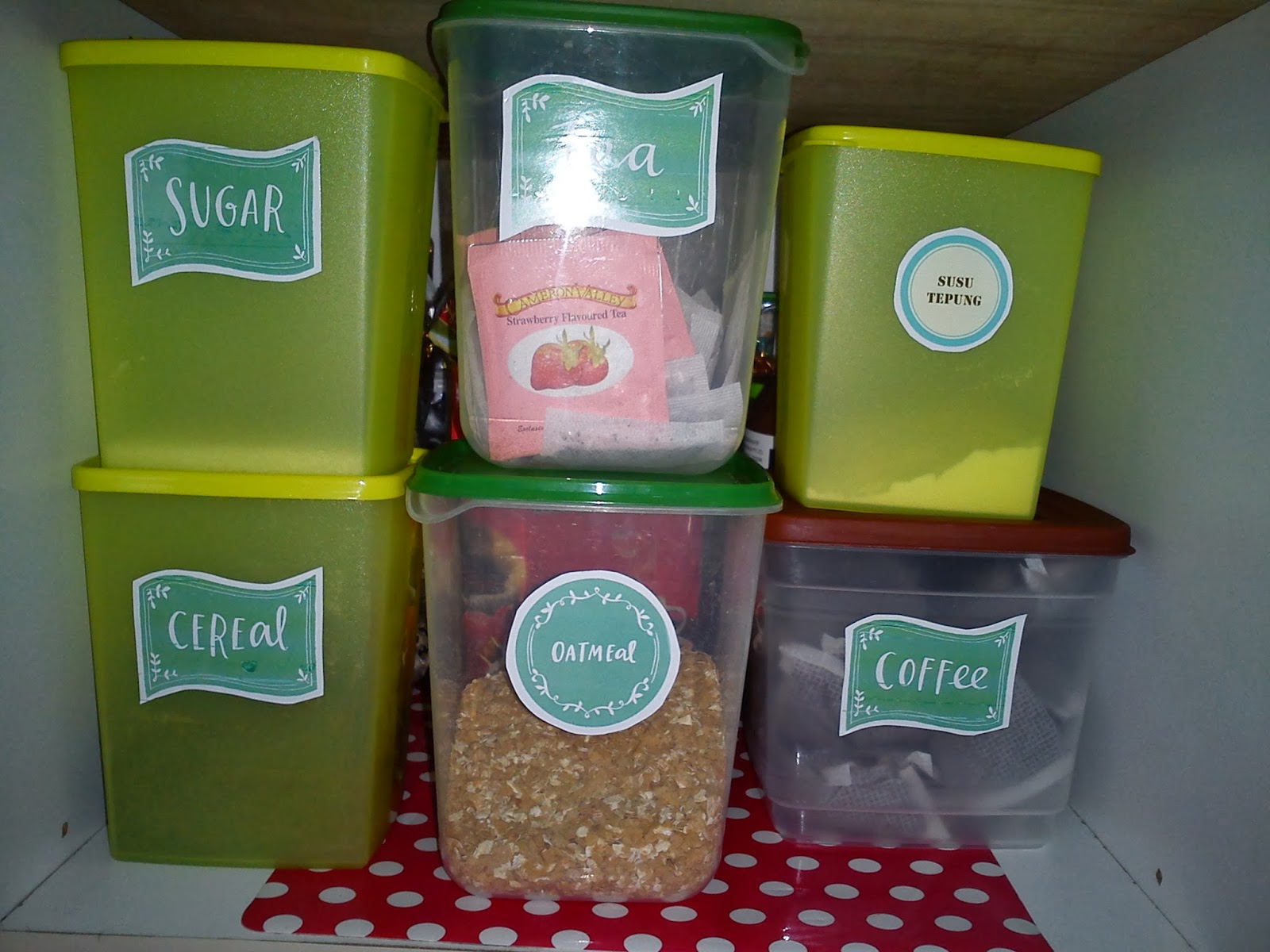 Contoh Nutola Rapat brown sugar says label for kitchen hold and spices Contoh Nutola Rapat brown sugar says label for kitchen hold and spices