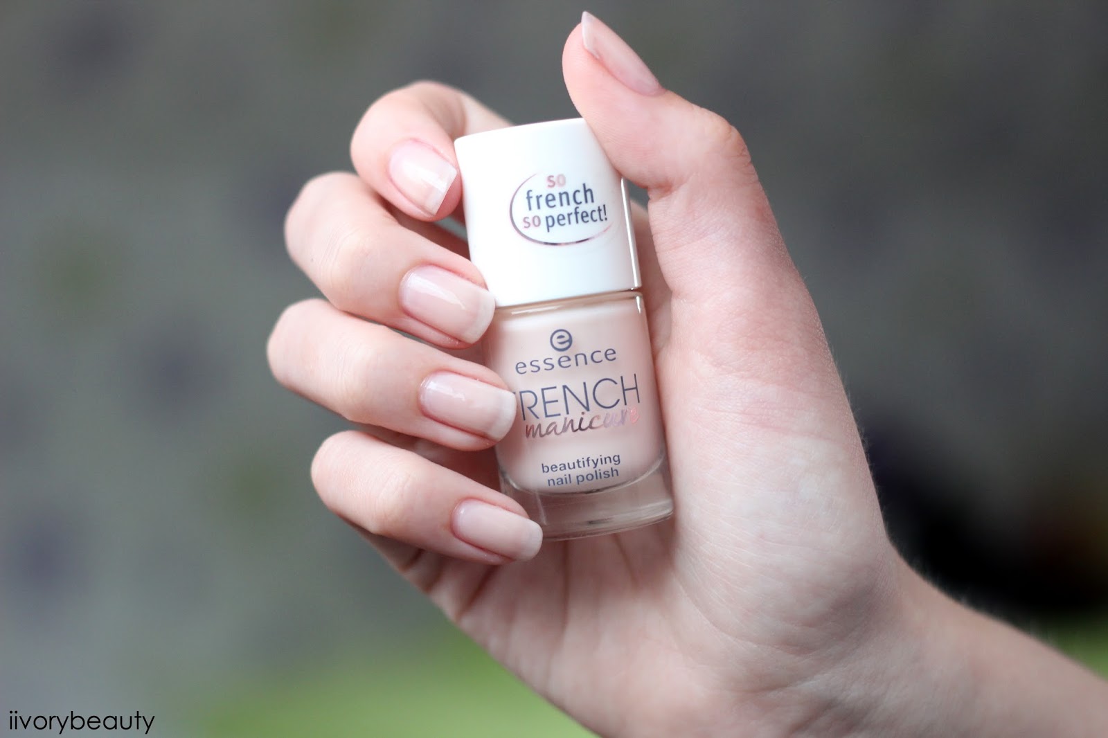 Essence Update Herbst Winter 15 I Trends French Manicure No Make Up Look Nail Polish Care Ivory Beauty