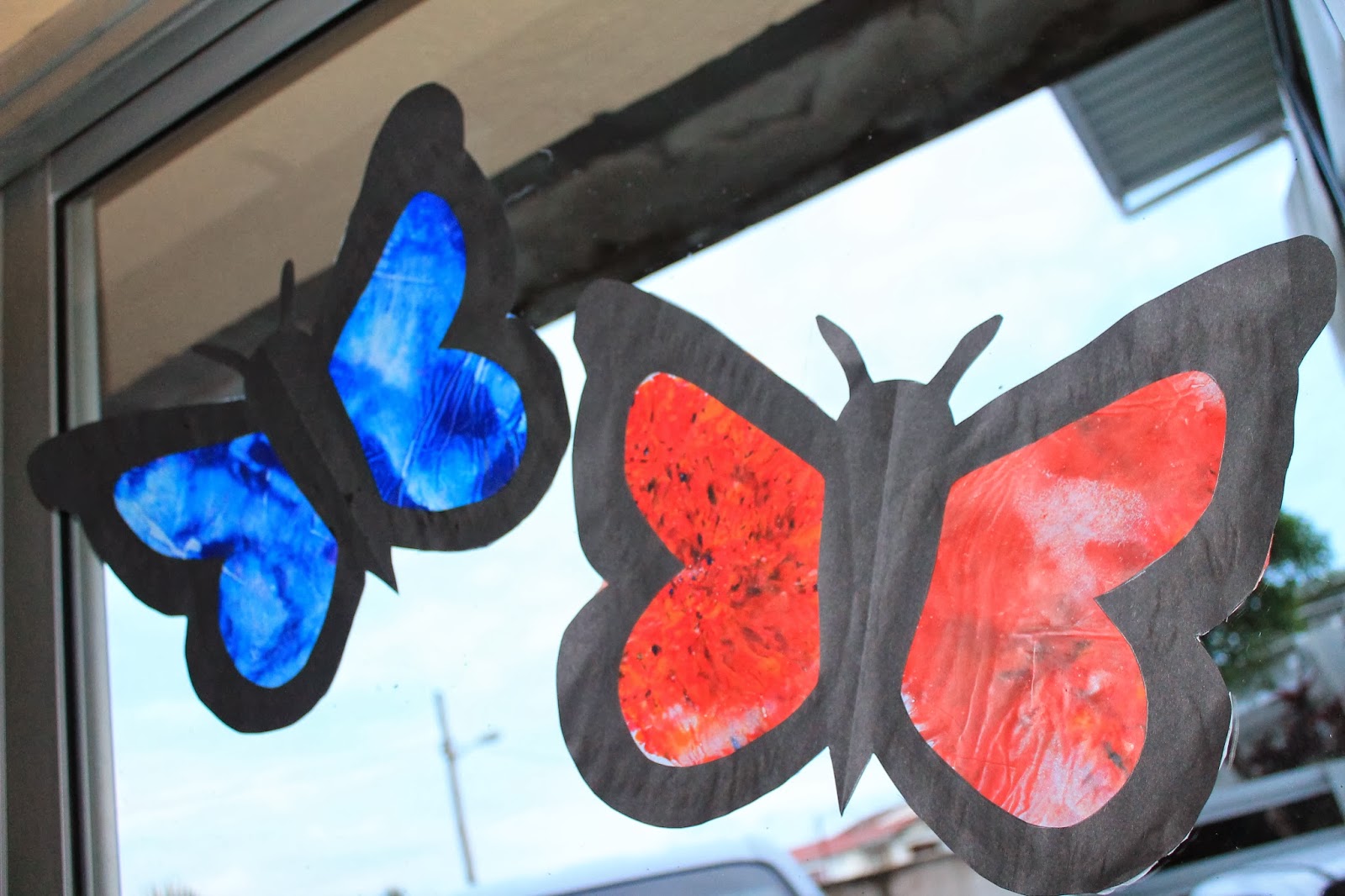 MakingMamaMagic Butterfly Art Melted Crayon Butterflies
