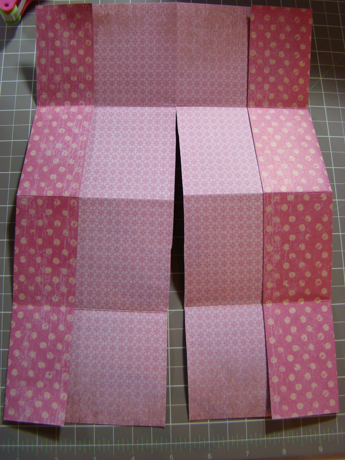 Bubblegum and Duct Tape Easy Mini Album Tutorial