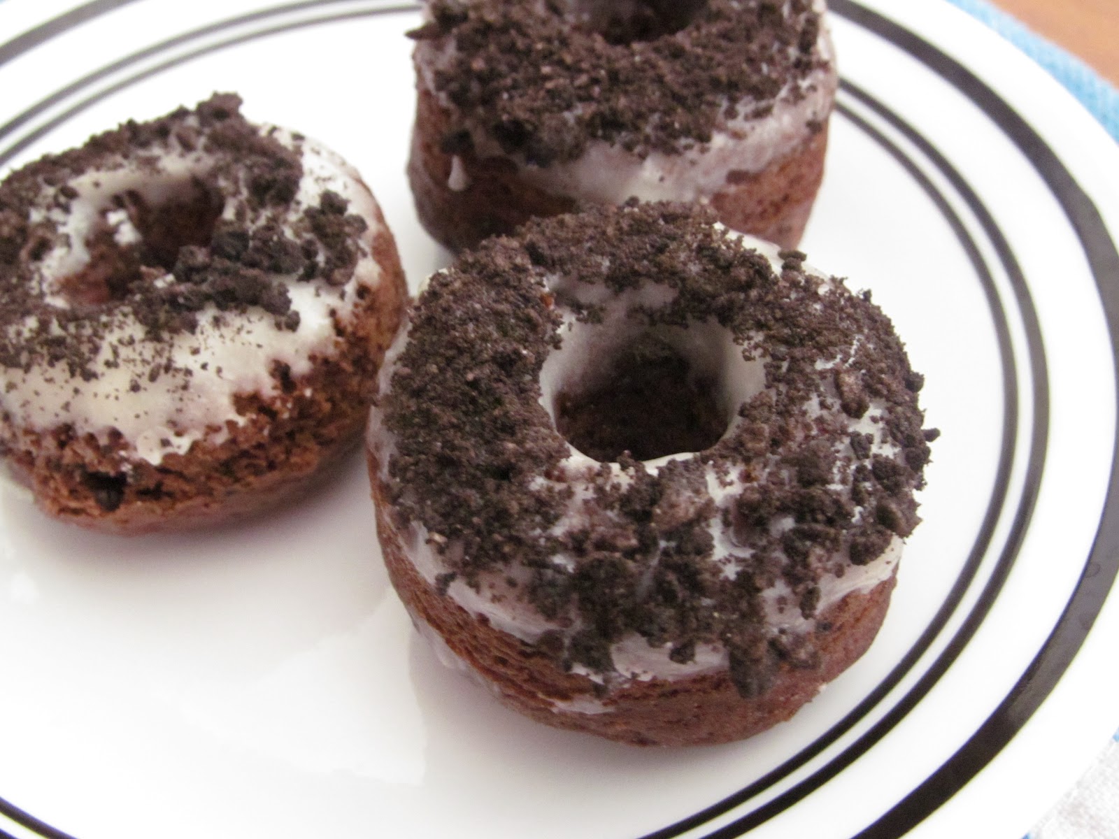 A Crafty Cook Cookies and Cream Donuts