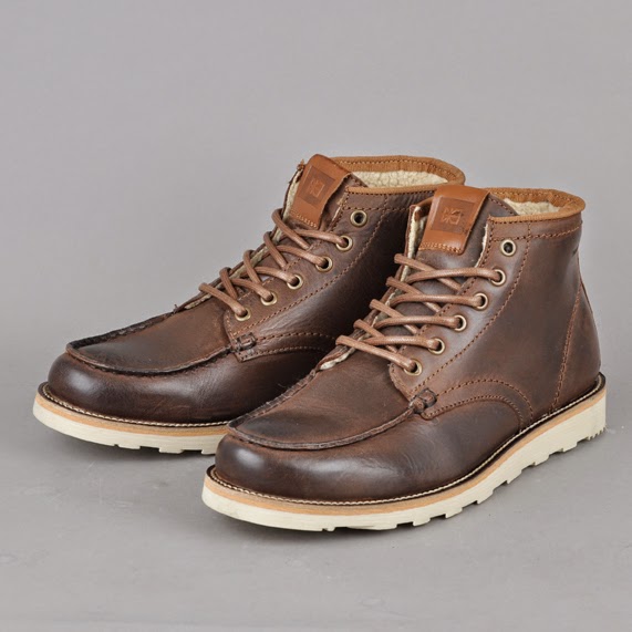Holy WOOD SHOP MAKIA YARD BOOT