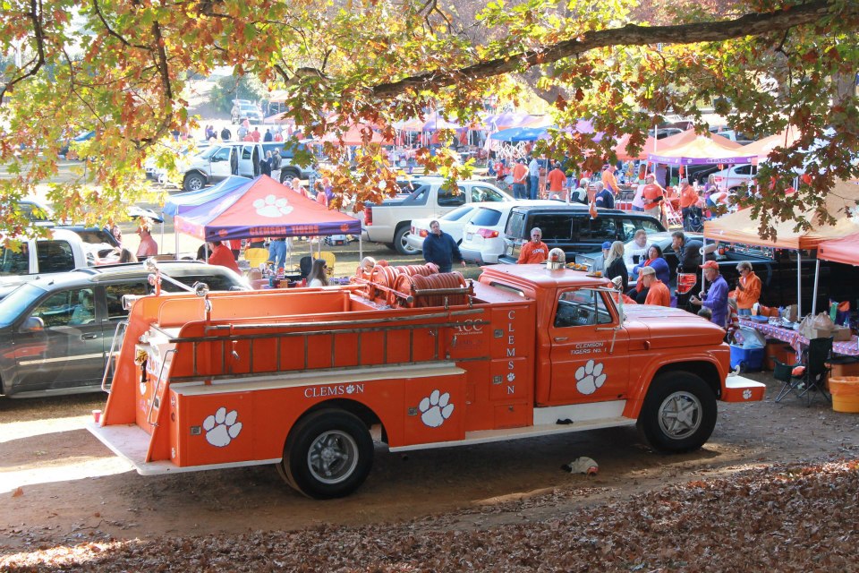 keeping tailgating safe Clemson athletics, Clemson tigers, Clemson